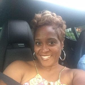 Meet your Posher, Carla